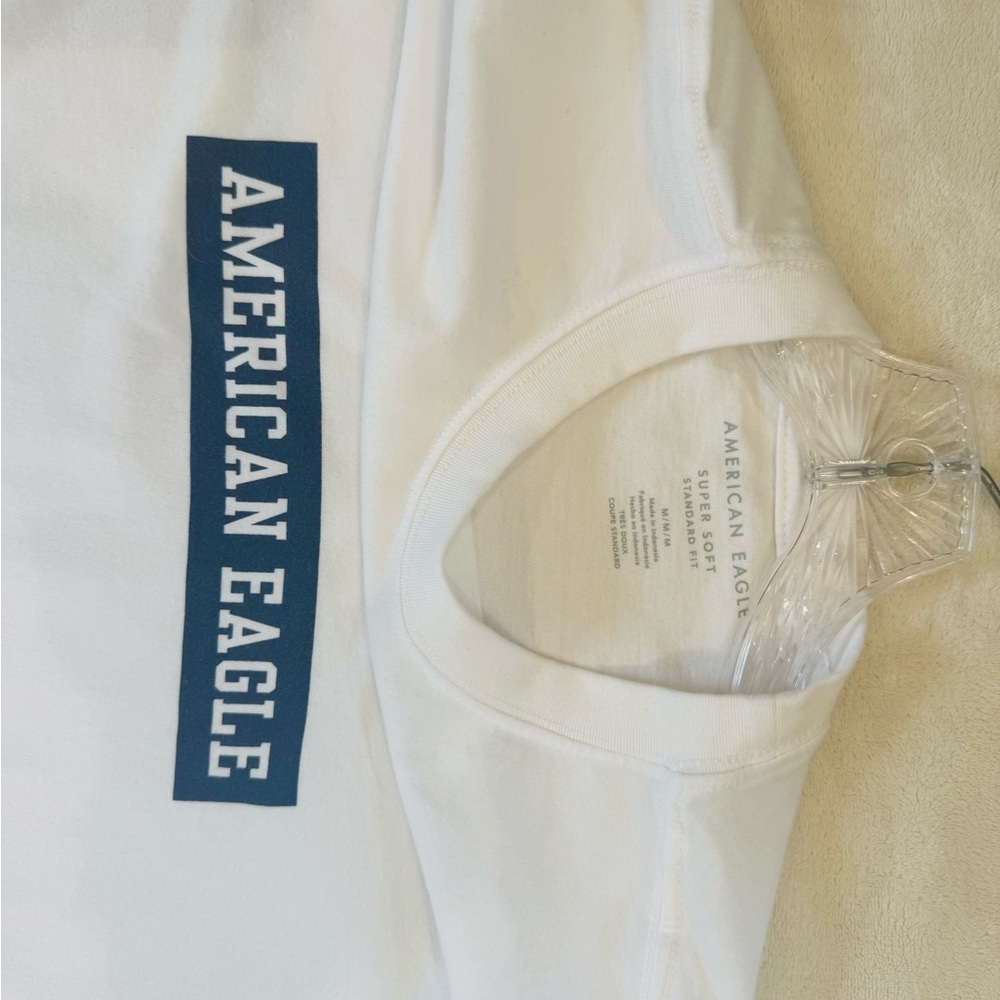 American Eagle White T-Shirt